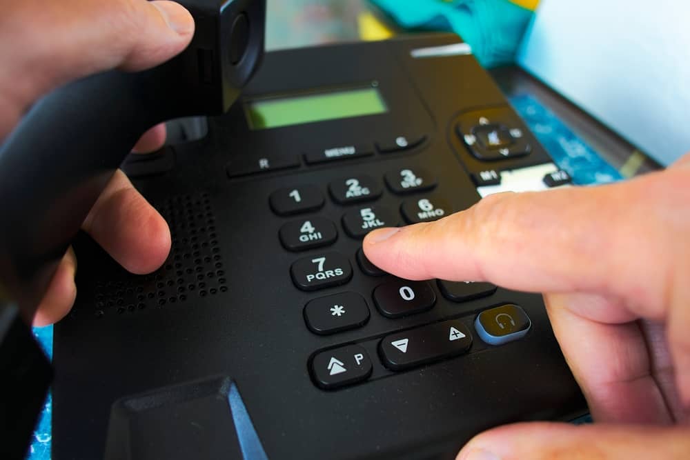 Comment résilier une ligne de téléphone fixe ?